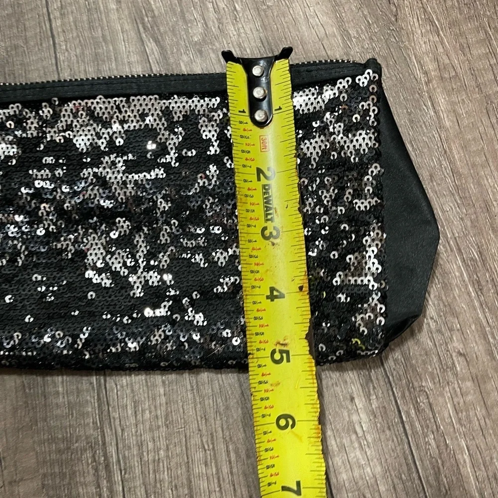 Victorias Secret black sequin pouch wristlet Y2K glam NWOT classy pouch